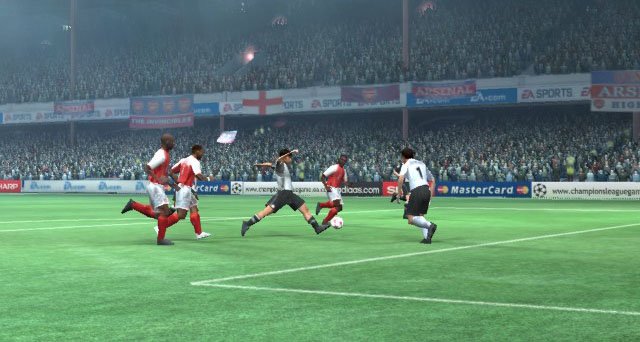 Скриншот из игры UEFA Champions League 2004-2005 - 13