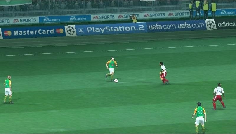 Скриншот из игры UEFA Champions League 2004-2005 - 83