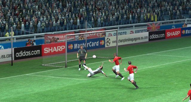 Скриншот из игры UEFA Champions League 2004-2005 - 62