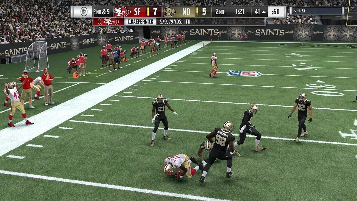 Скриншот из игры  Madden NFL 17 - 22