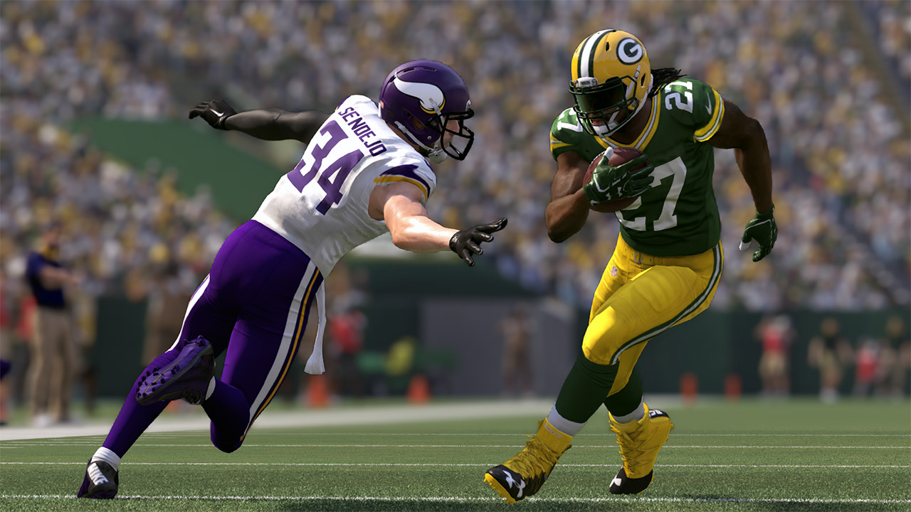 Скриншот из игры  Madden NFL 17 - 35