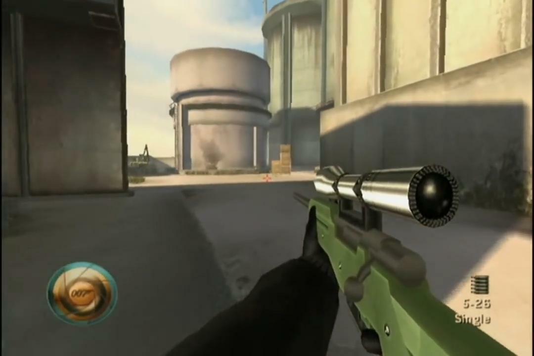 Скриншот из игры James Bond 007: Nightfire - 96
