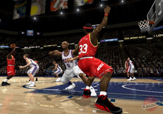 Скриншот из игры NBA Live 2004 - 3