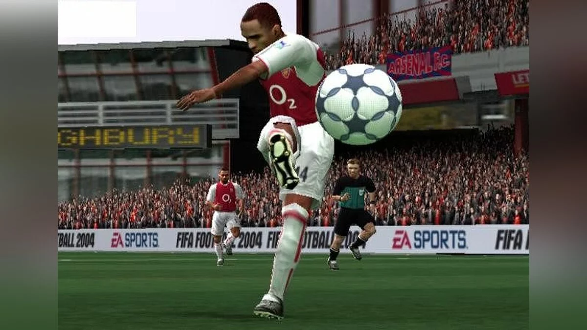Скриншот из игры FIFA Soccer 2004 - 3