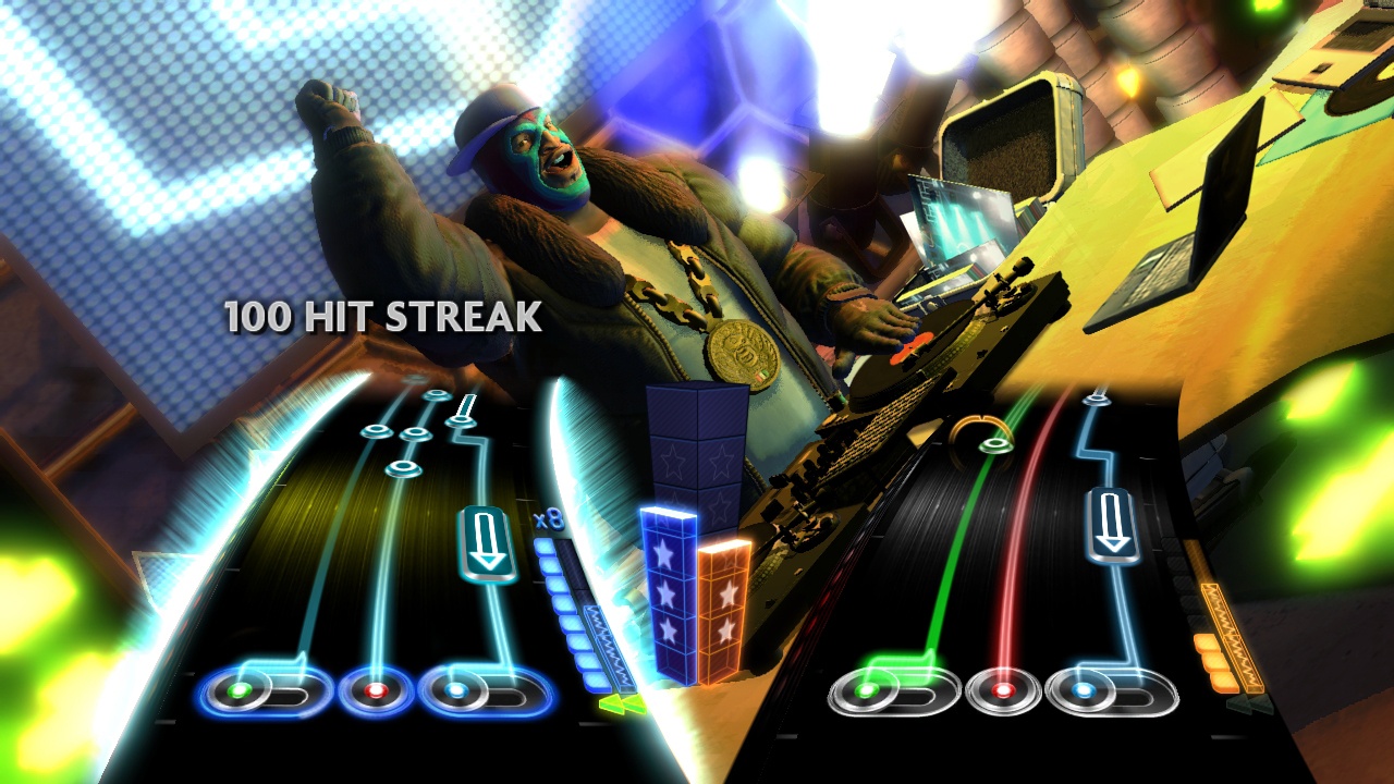 Скриншот из игры DJ Hero 2 - 30