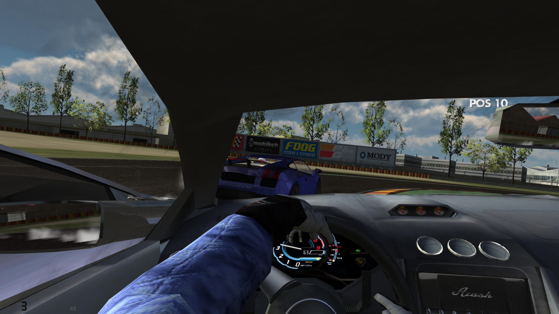 Скриншот из игры MotorSport Revolution - 40