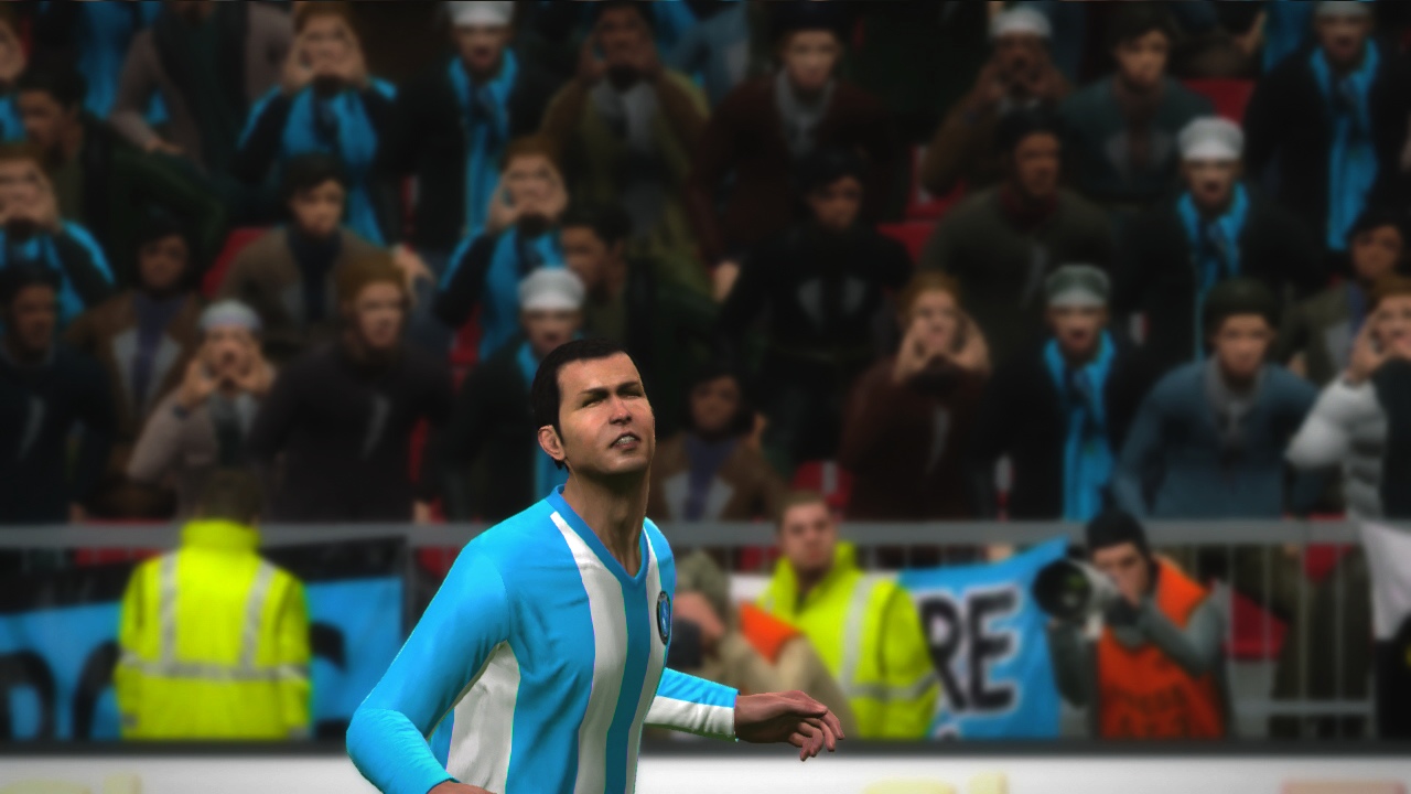 Скриншот из игры Pro Evolution Soccer 2014 - 89