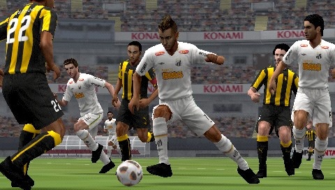 Скриншот из игры Pro Evolution Soccer 2011 - 27
