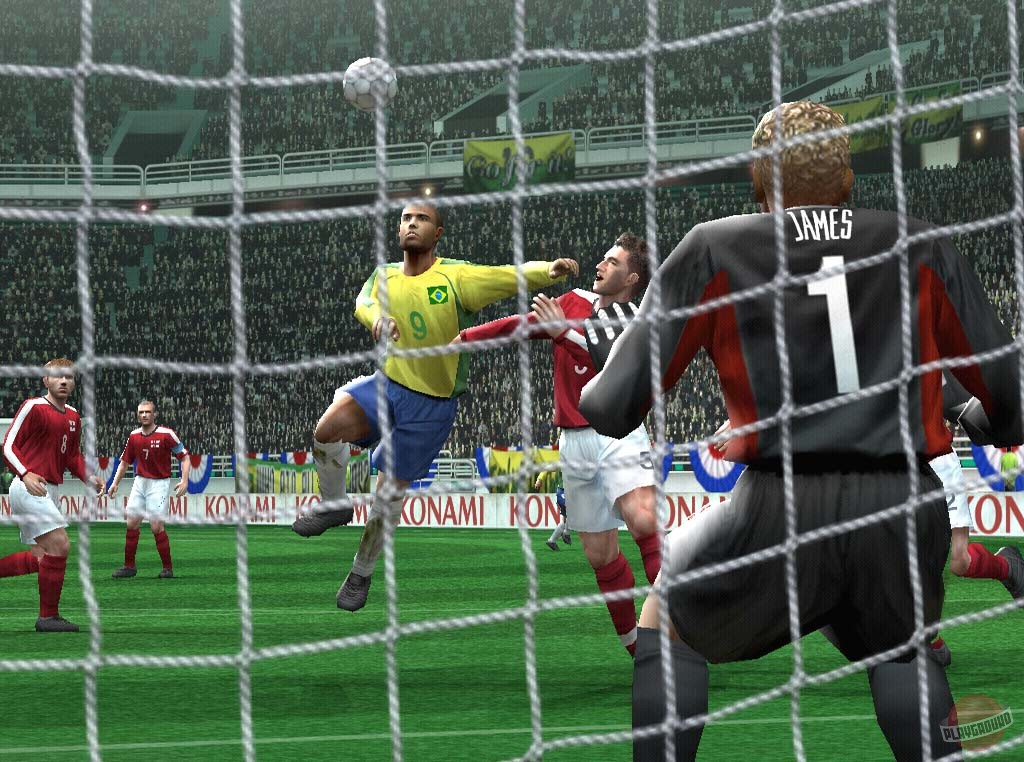Скриншот из игры Pro Evolution Soccer 4 - 2