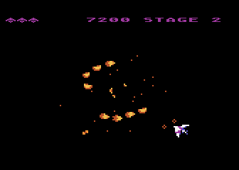 Скриншот из игры Gyruss - 1