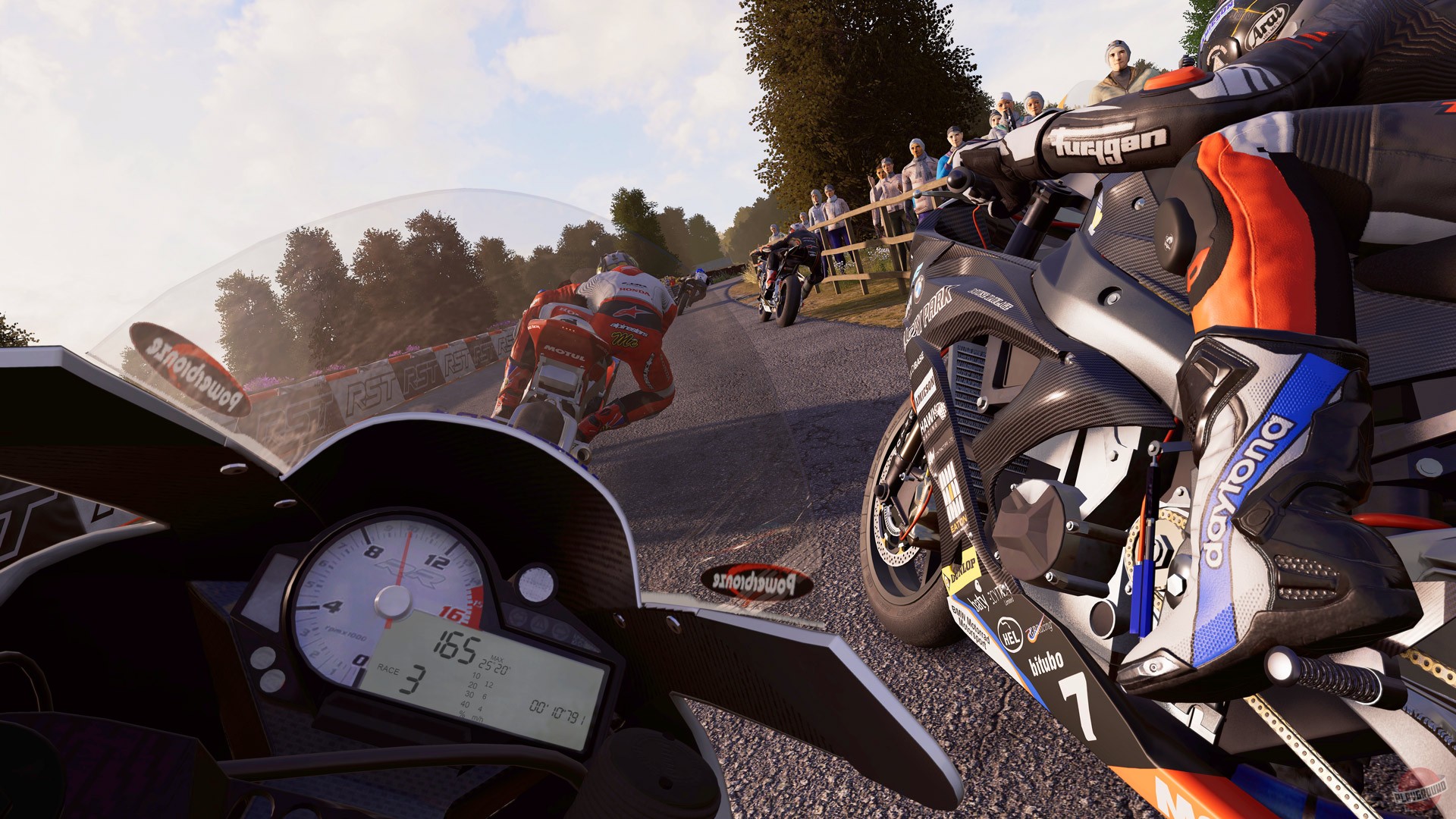 Скриншот из игры TT Isle of Man - 1