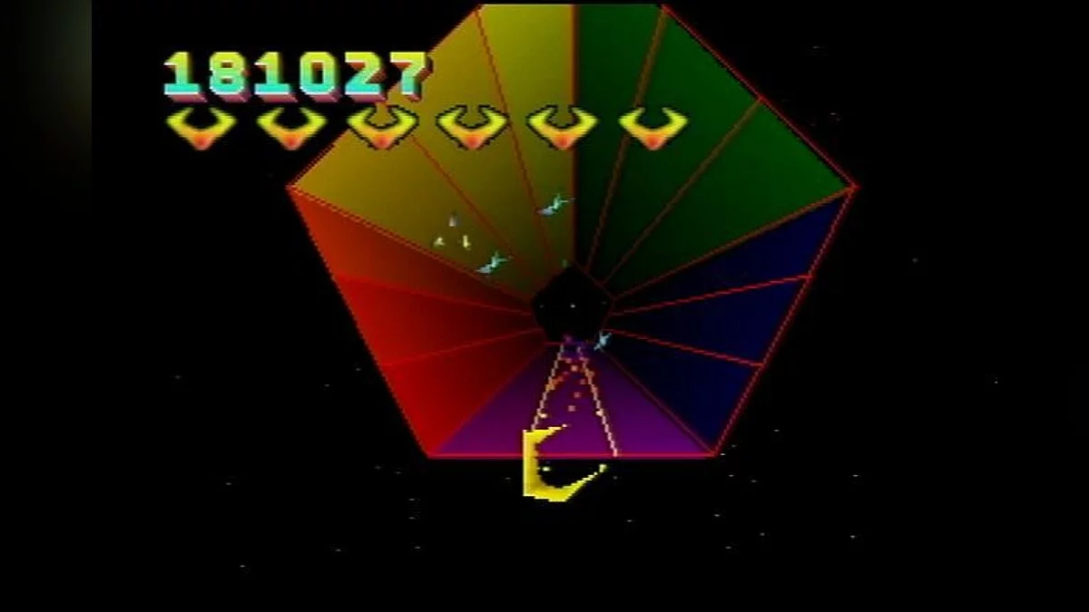 Скриншот из игры Tempest 2000 - 11