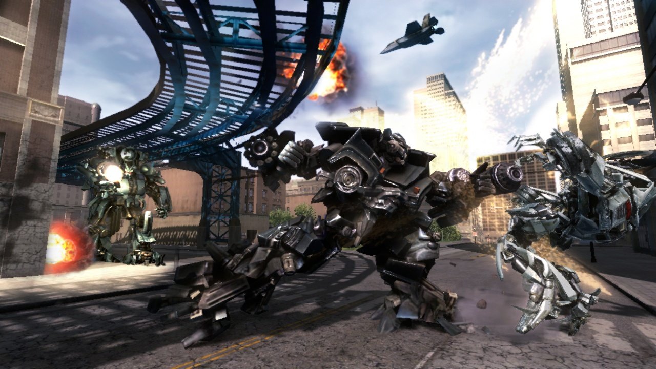 Скриншот из игры Transformers: Revenge of the Fallen - The Game - 9