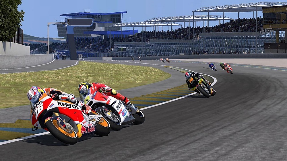 Скриншот из игры MotoGP 15 - 24