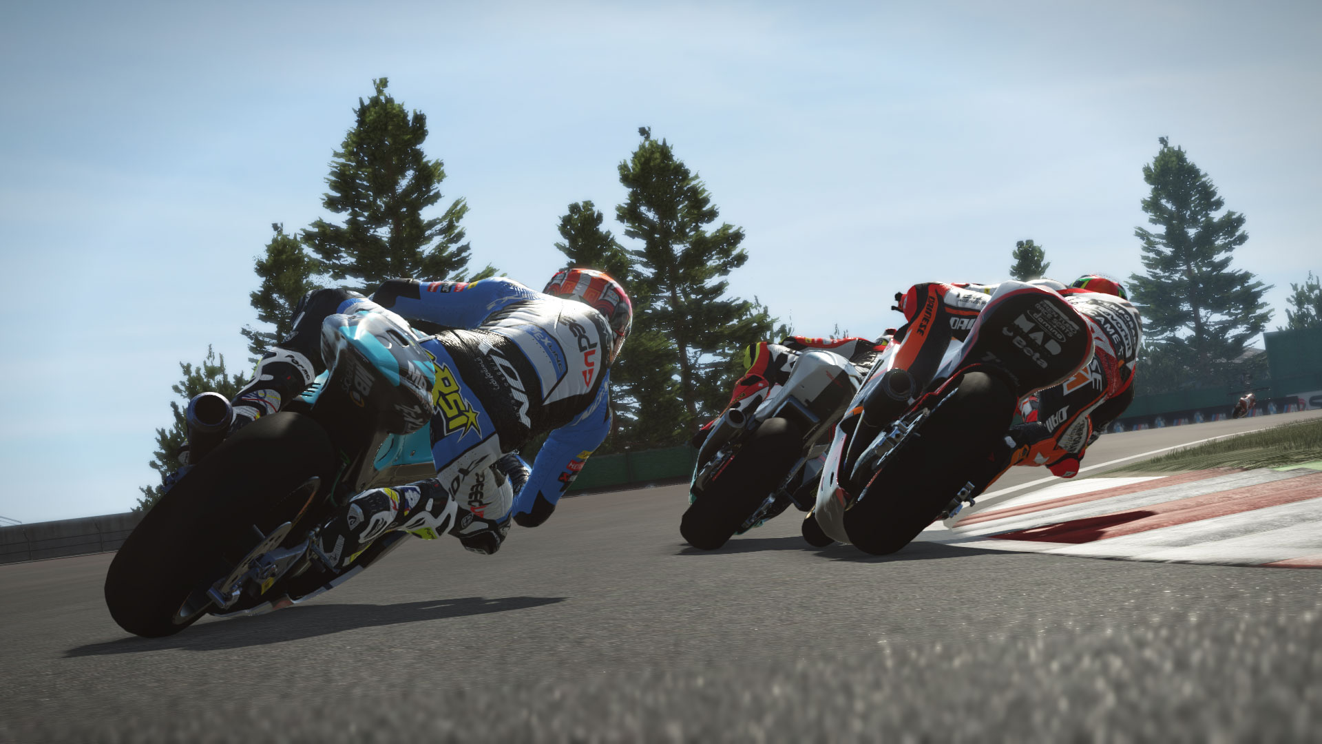 Скриншот из игры MotoGP 17 - 18