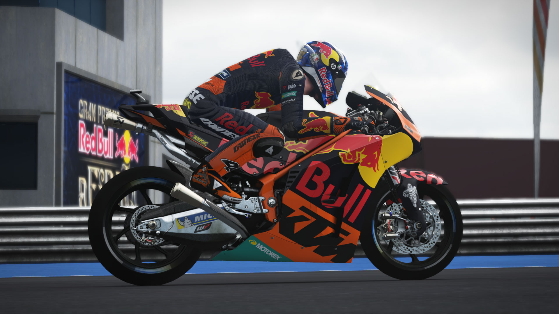 Скриншот из игры MotoGP 17 - 22