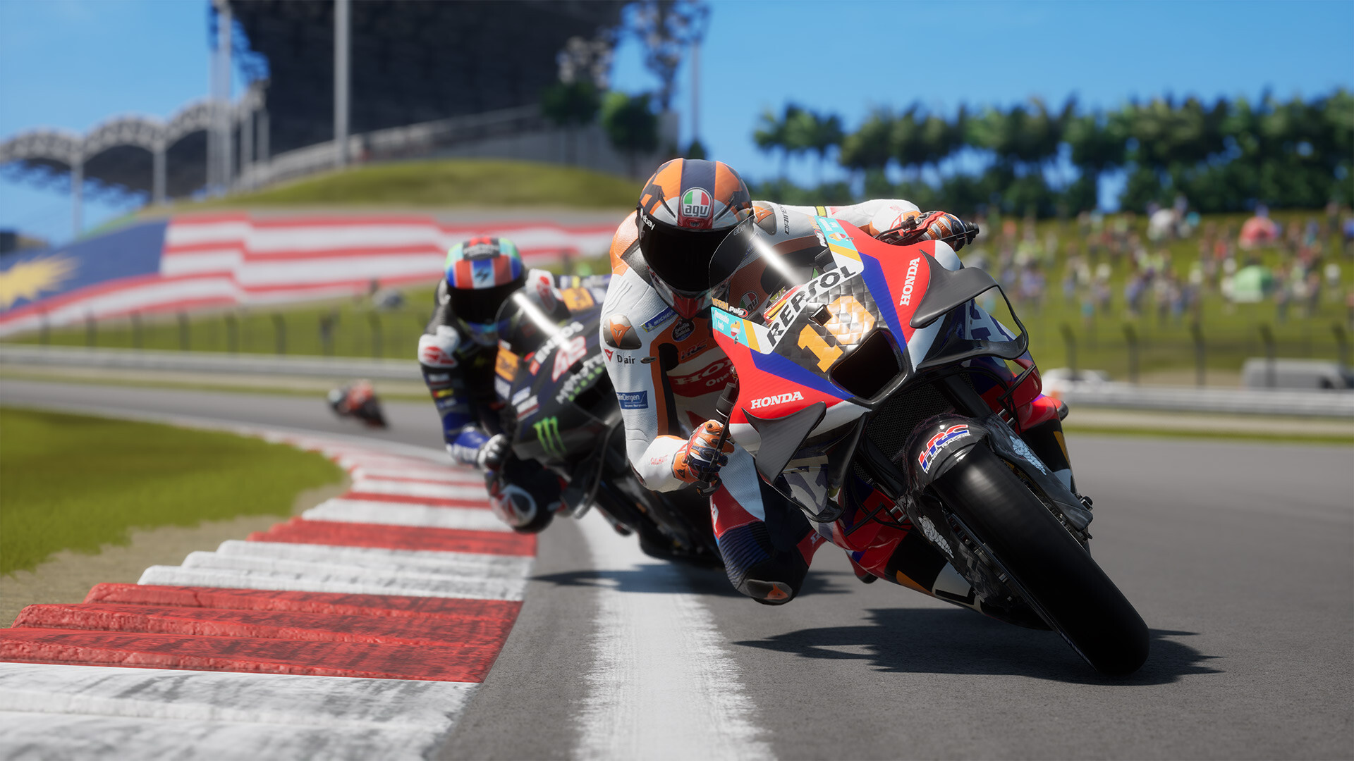 Скриншот из игры MotoGP 25 - 28