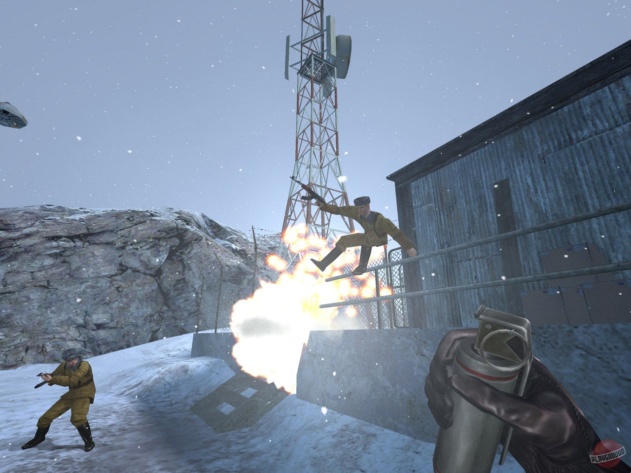Скриншот из игры No One Lives Forever 2: A Spy In H.A.R.M.'s Way - 5
