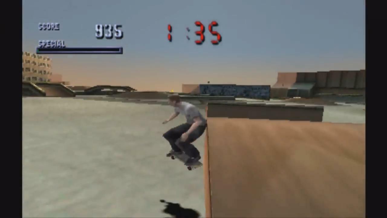 Скриншот из игры Tony Hawk's Pro Skater - 20