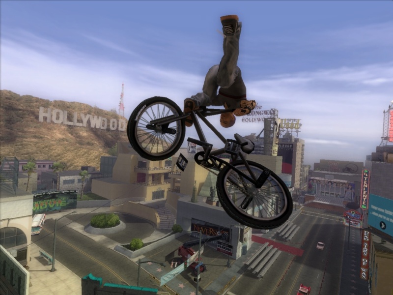 Скриншот из игры Tony Hawk's American Wasteland - 15