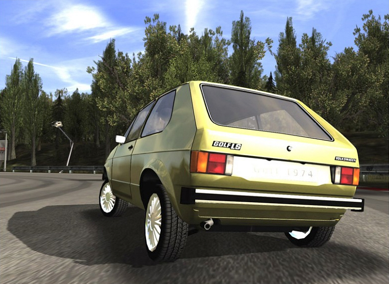 Скриншот из игры GTI Racing - 38