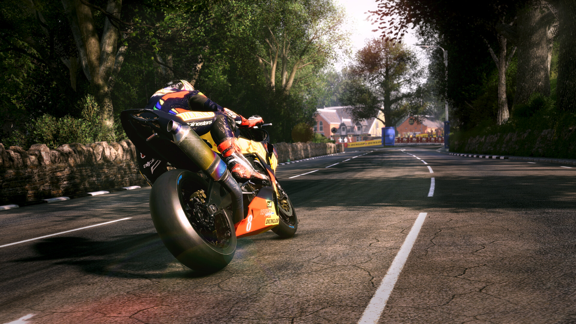 Скриншот из игры TT Isle of Man Ride on the Edge 3 - 5