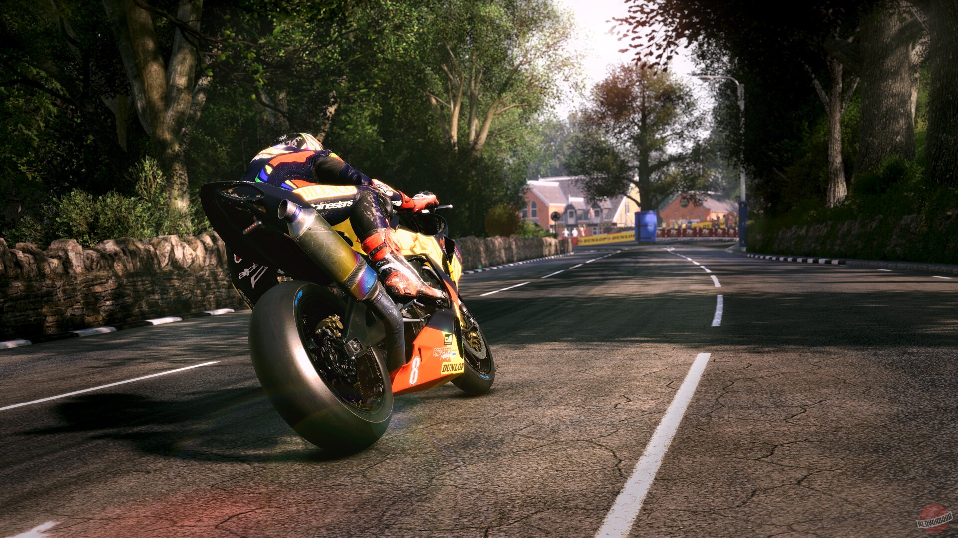 Скриншот из игры TT Isle of Man Ride on the Edge 3 - 11
