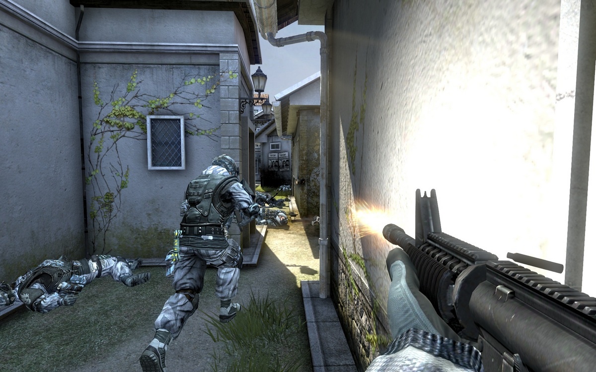 Скриншот из игры Alliance of Valiant Arms - 112