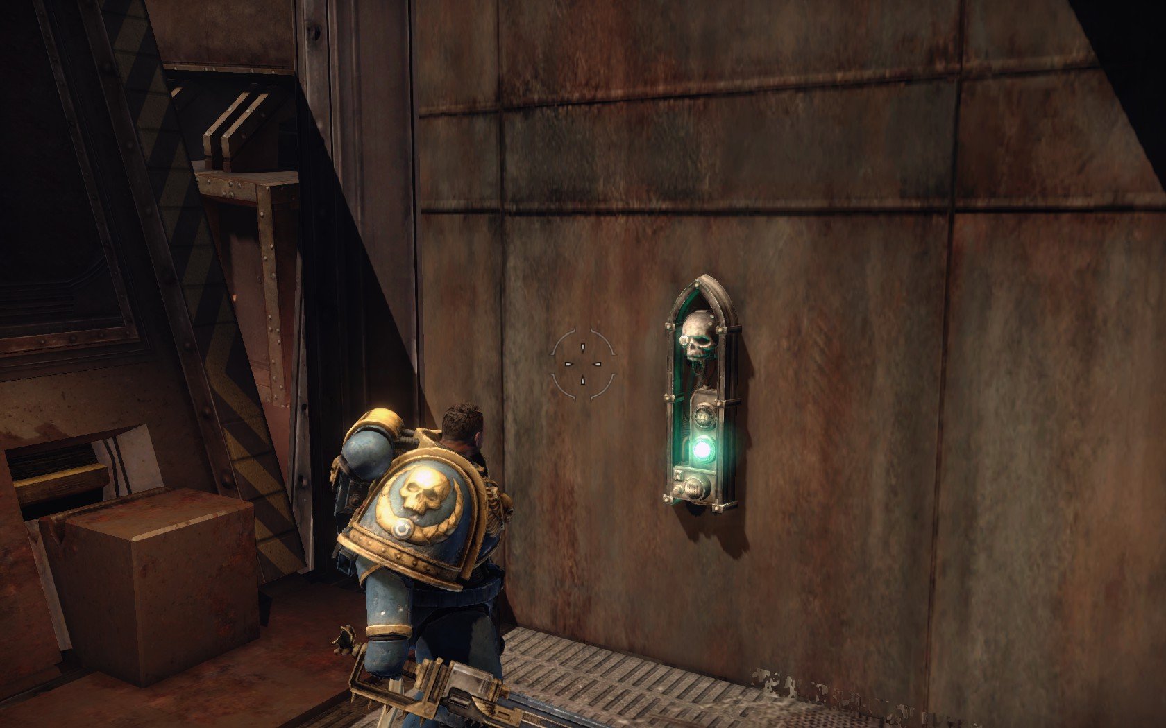 Скриншот из игры Warhammer 40,000: Space Marine - 5