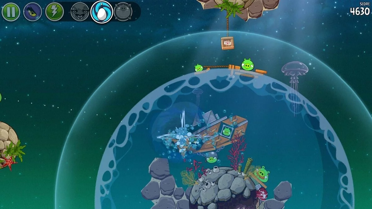 Скриншот из игры Angry Birds Space - 10