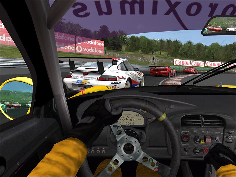 Скриншот из игры GTR 2: FIA GT Racing Game - 1
