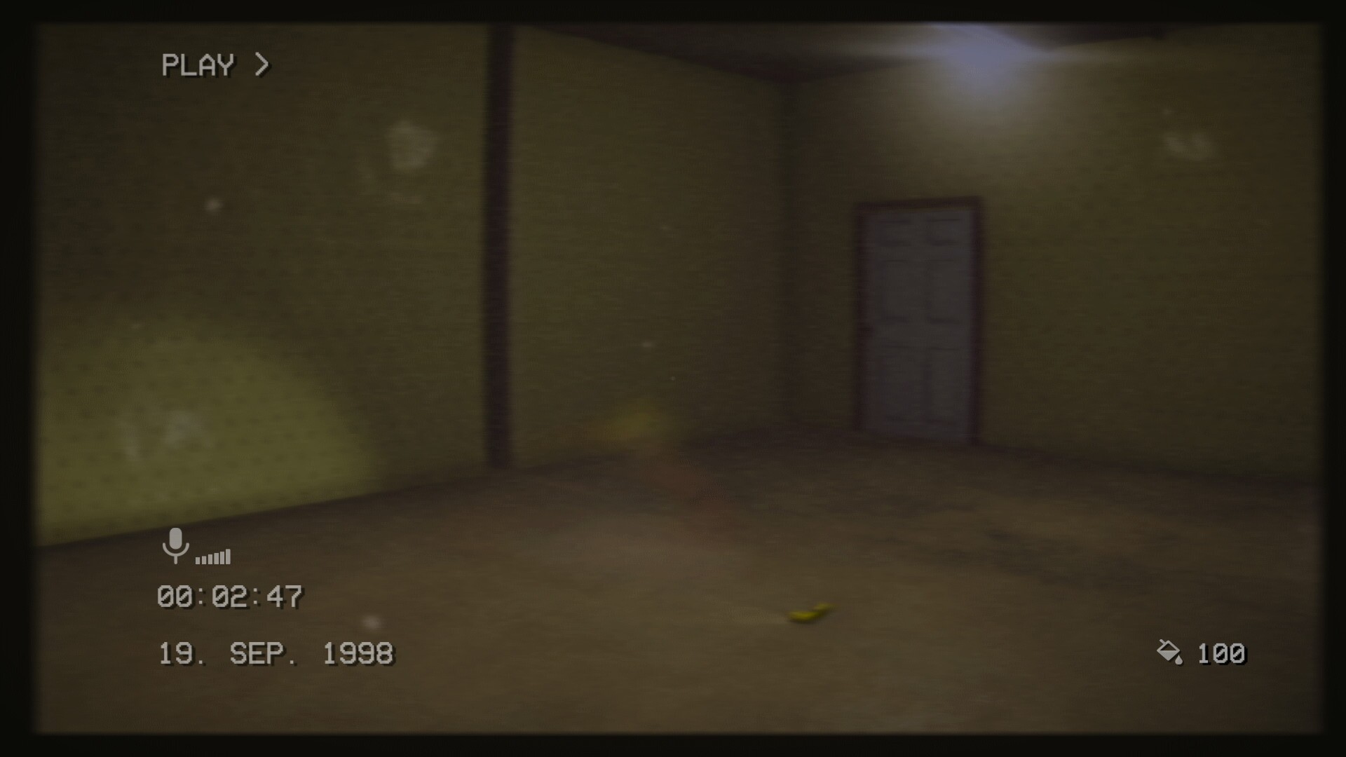 Скриншот из игры The Backrooms 1998 - Found Footage Survival Horror Game - 4