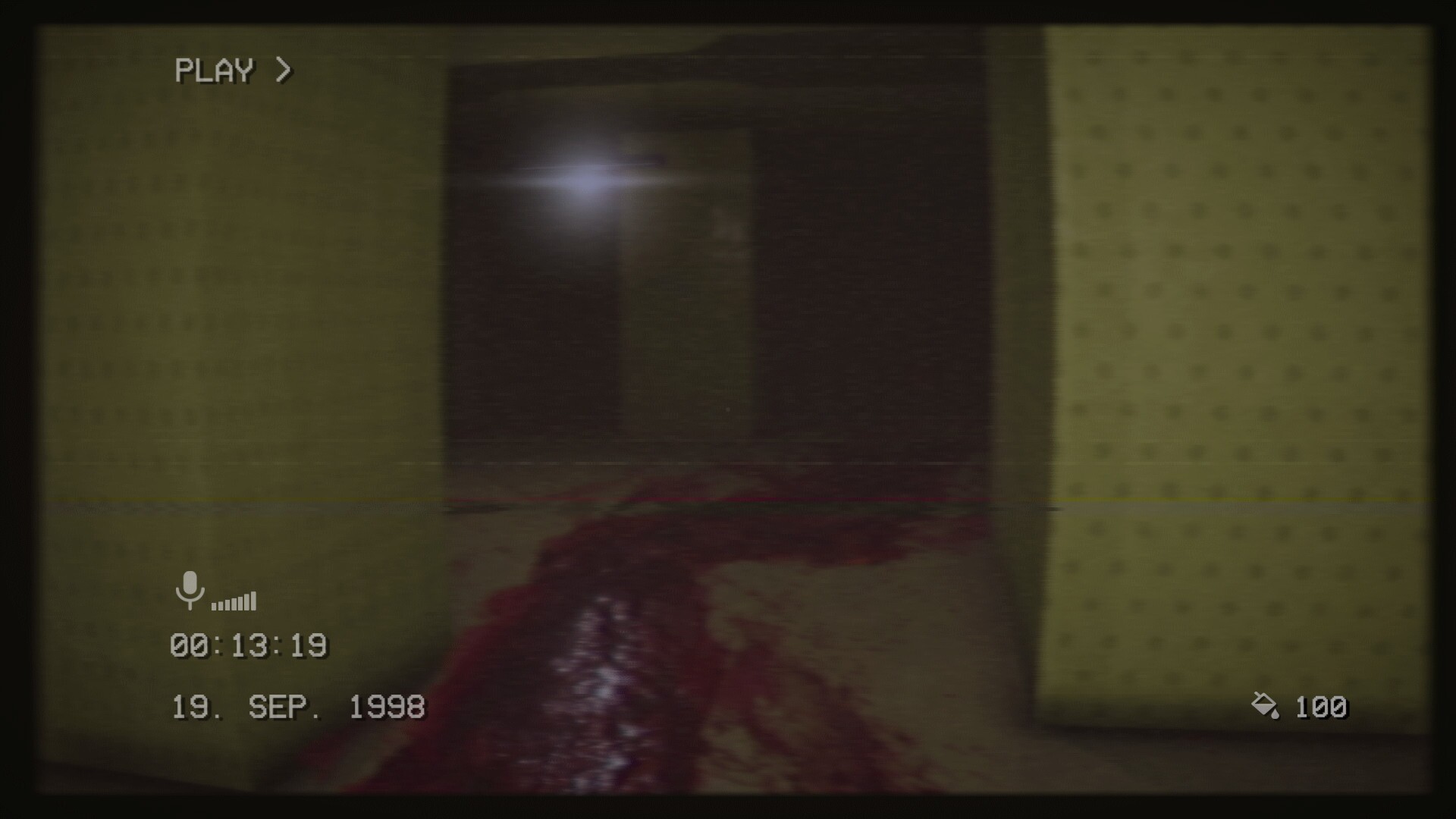 Скриншот из игры The Backrooms 1998 - Found Footage Survival Horror Game - 39