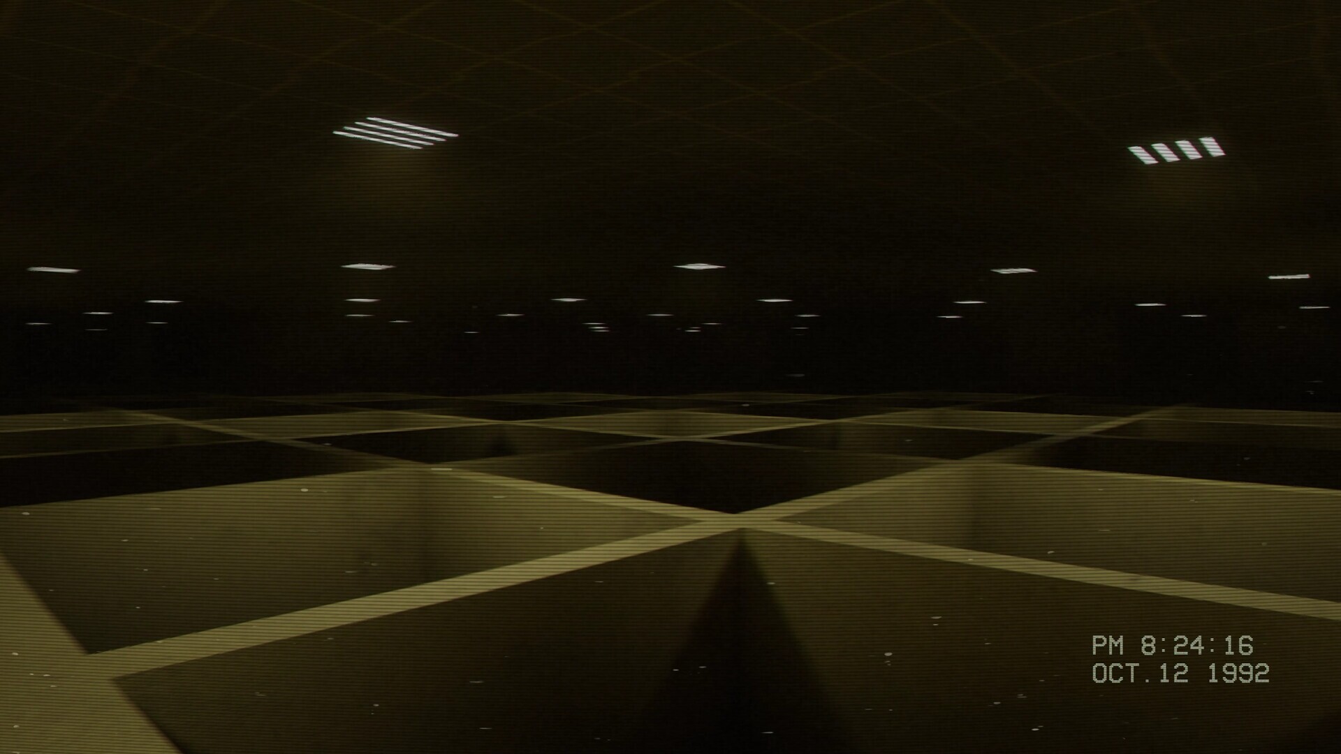 Скриншот из игры Backrooms: Escape Together - 1