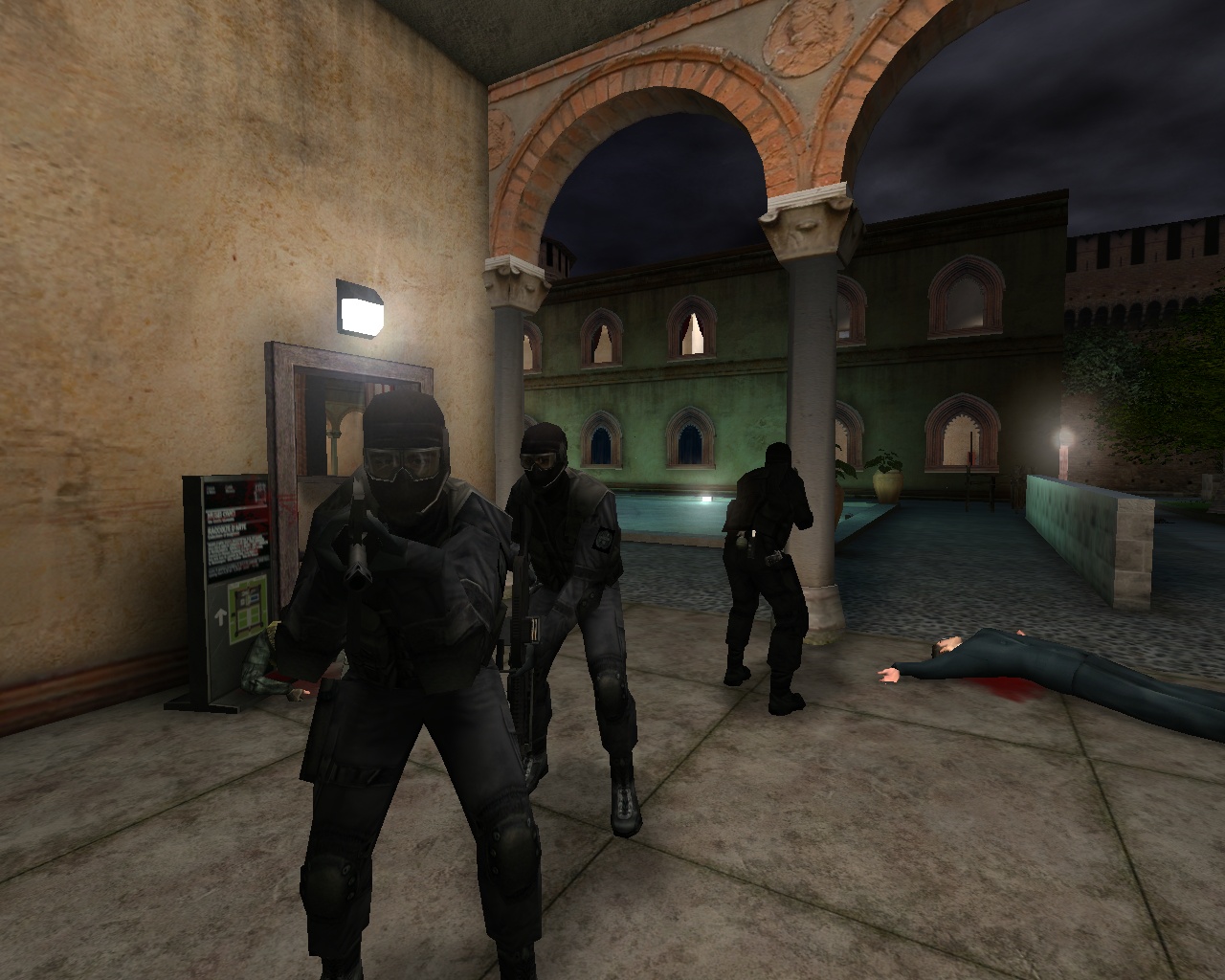 Скриншот из игры Tom Clancy's Rainbow Six 3:  Athena Sword - 36