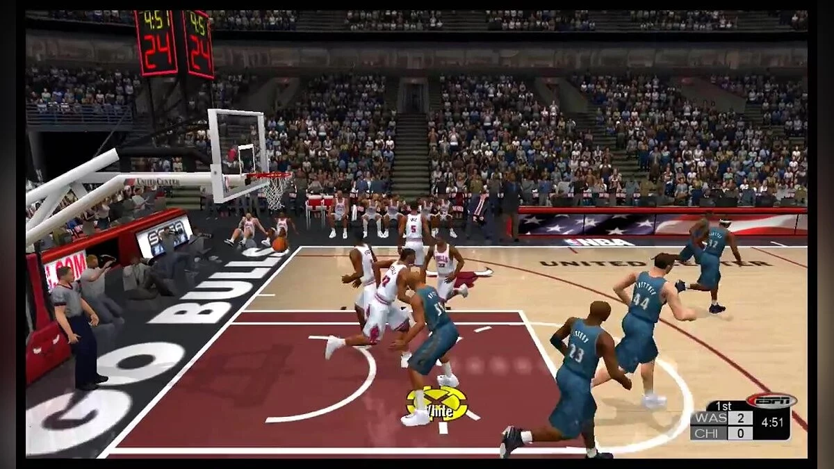 Скриншот из игры NBA 2K3 - 6