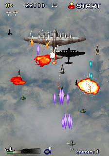 Скриншот из игры Strikers 1945 II - 3