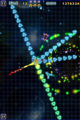 Скриншот из игры GeoGeo Wars - 3